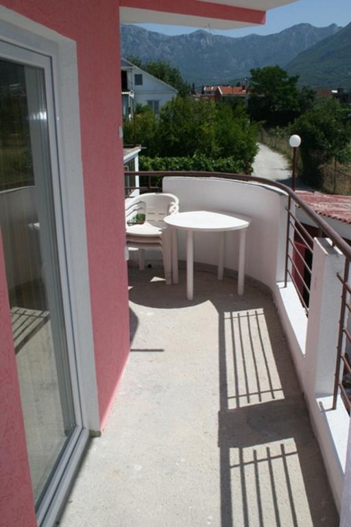 Lukic Apartmani バール エクステリア 写真