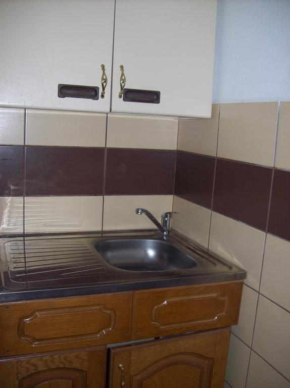 Lukic Apartmani バール 部屋 写真