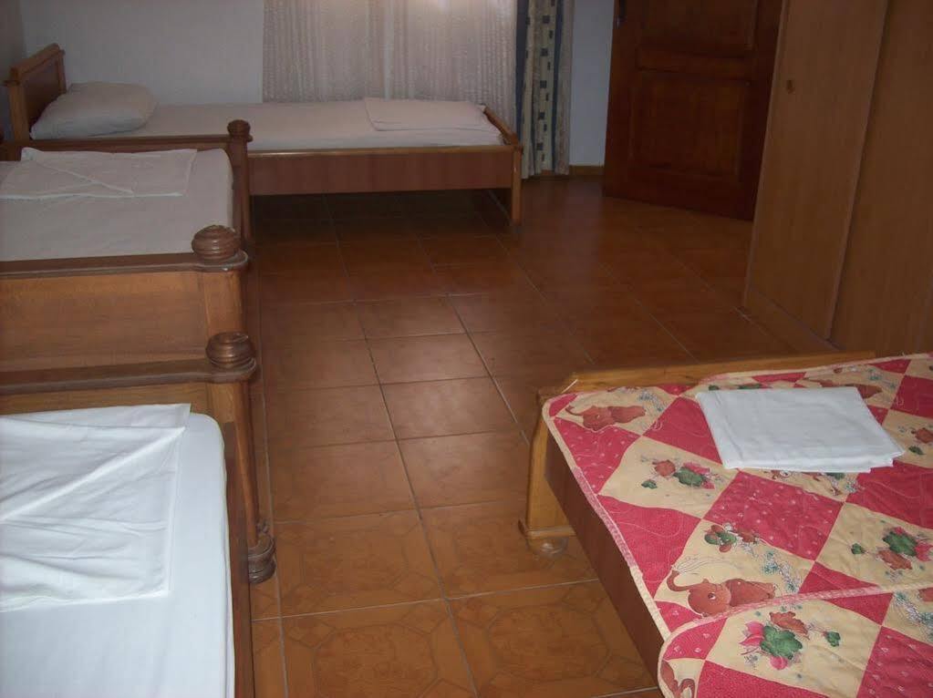 Lukic Apartmani バール エクステリア 写真